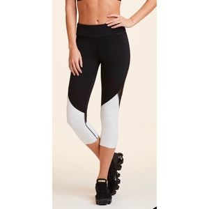 Alala Captain Crop Tight
